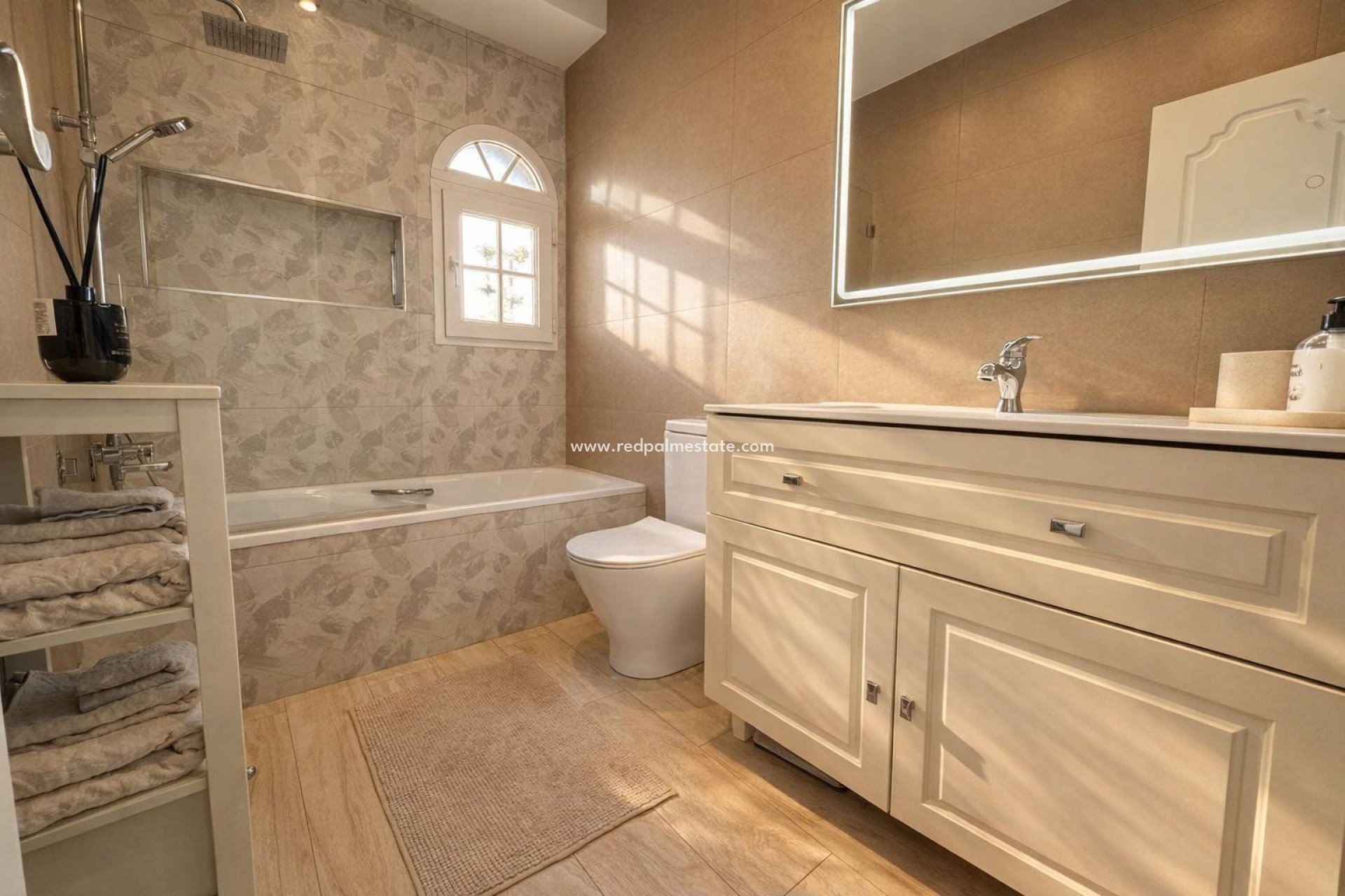 Reventa - Villa -
Orihuela Costa - Inland