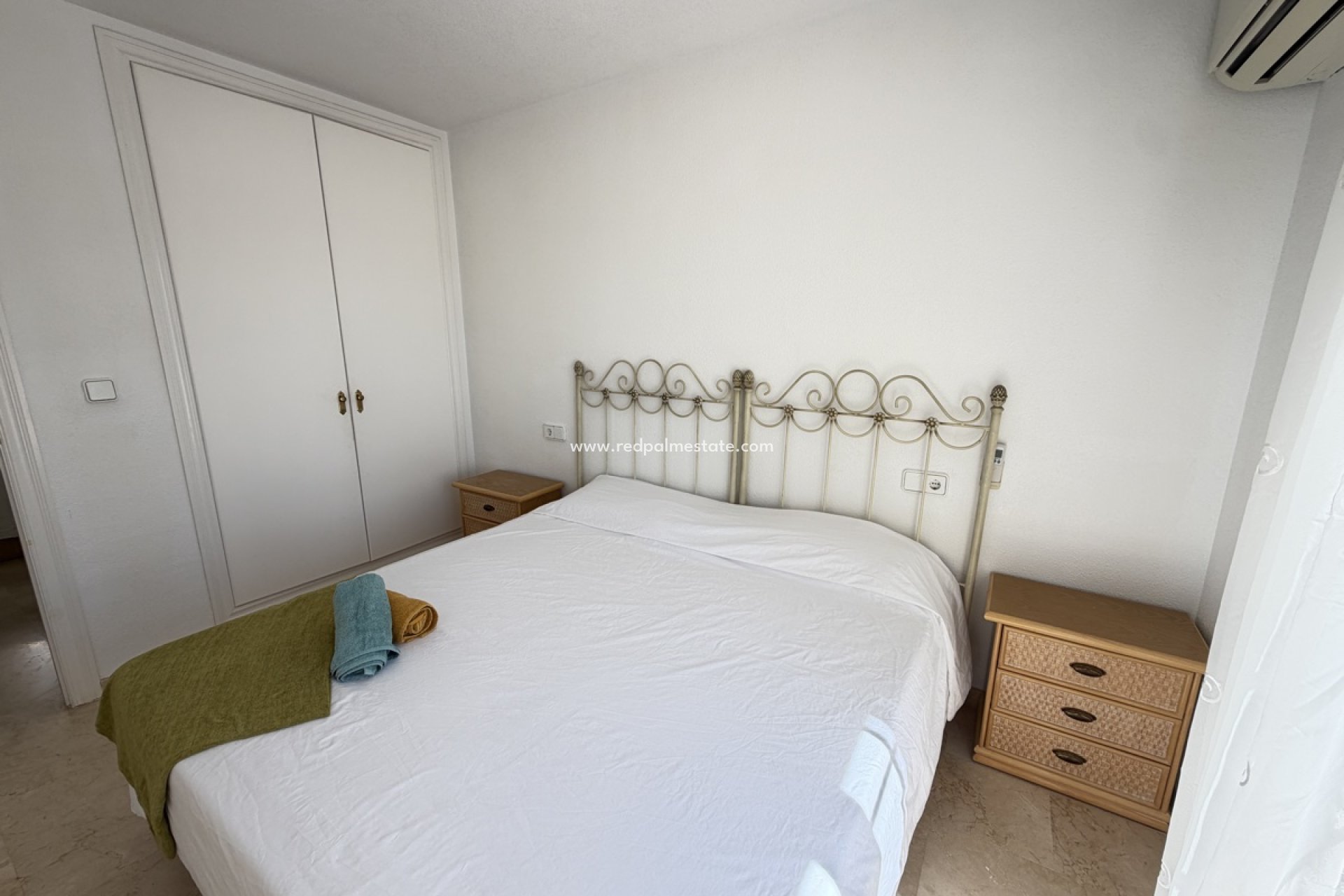 Reventa - Villa -
Orihuela Costa - Inland