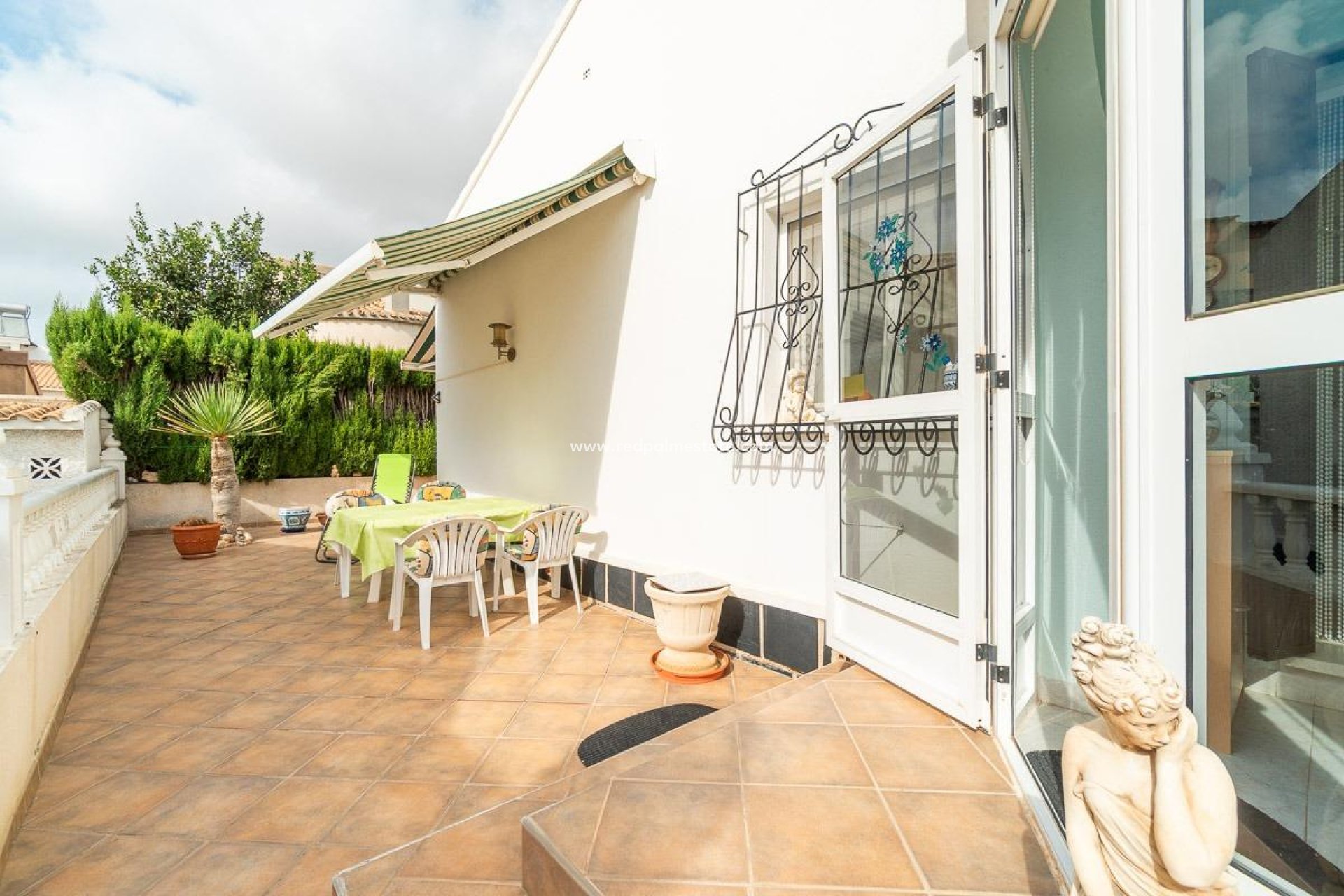 Reventa - Villa -
Orihuela Costa - La Florida