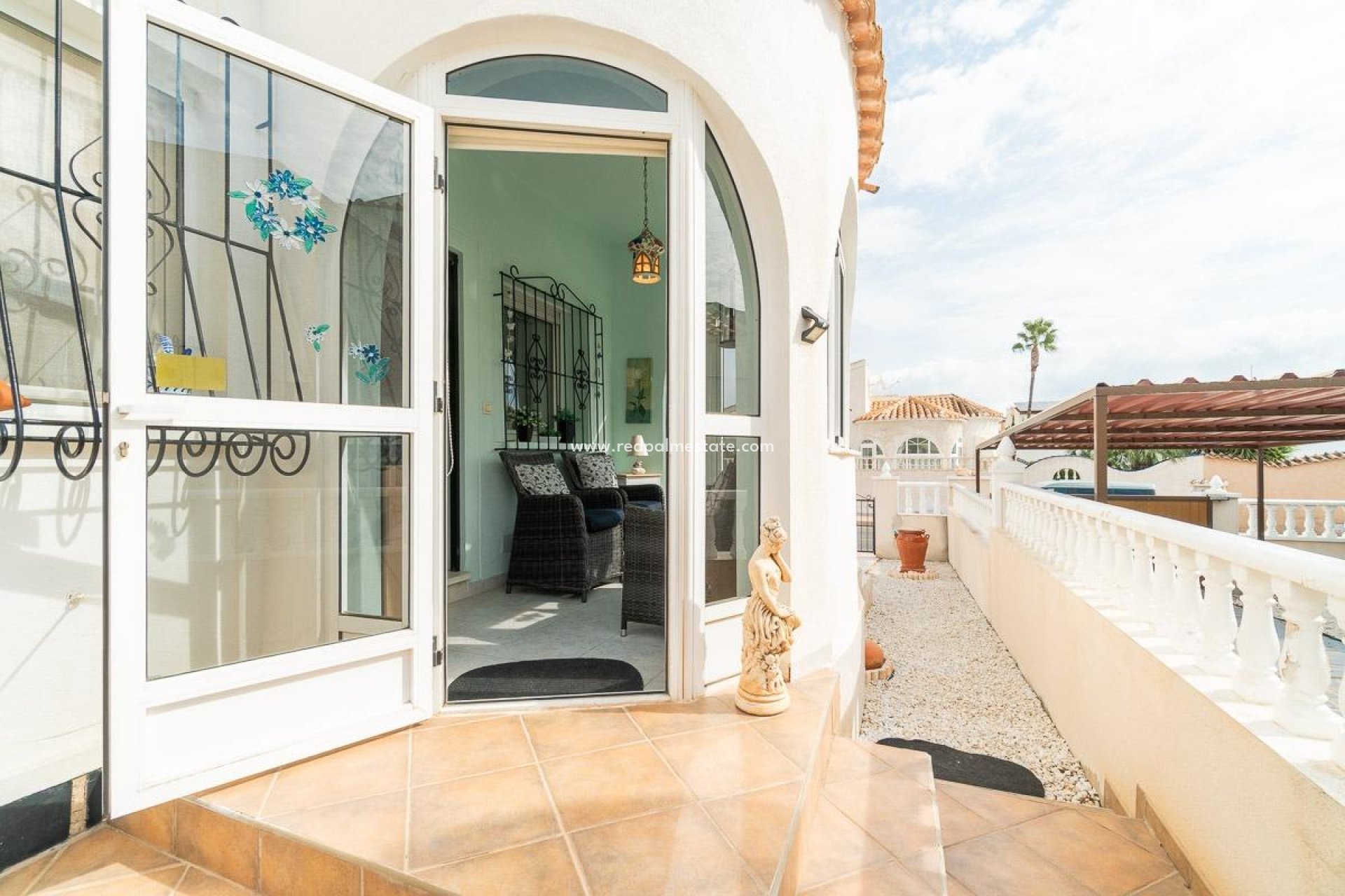 Reventa - Villa -
Orihuela Costa - La Florida