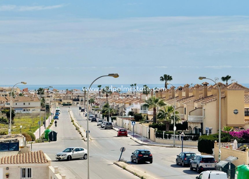 Reventa - Villa -
Orihuela Costa - La Florida