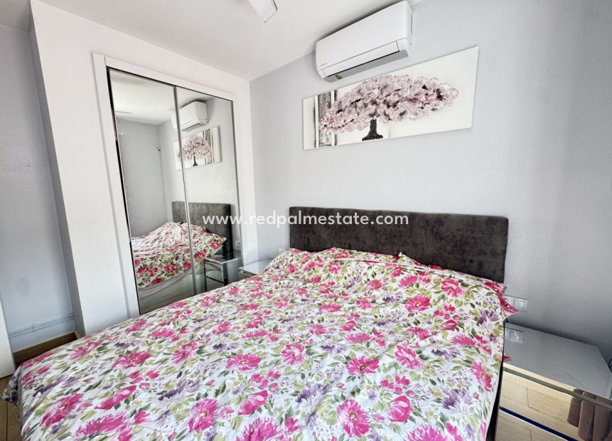 Reventa - Villa -
Orihuela Costa - La Florida