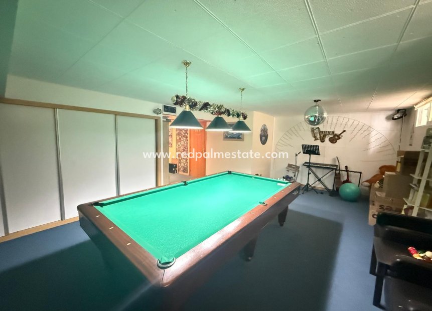 Reventa - Villa -
Orihuela Costa - La Florida