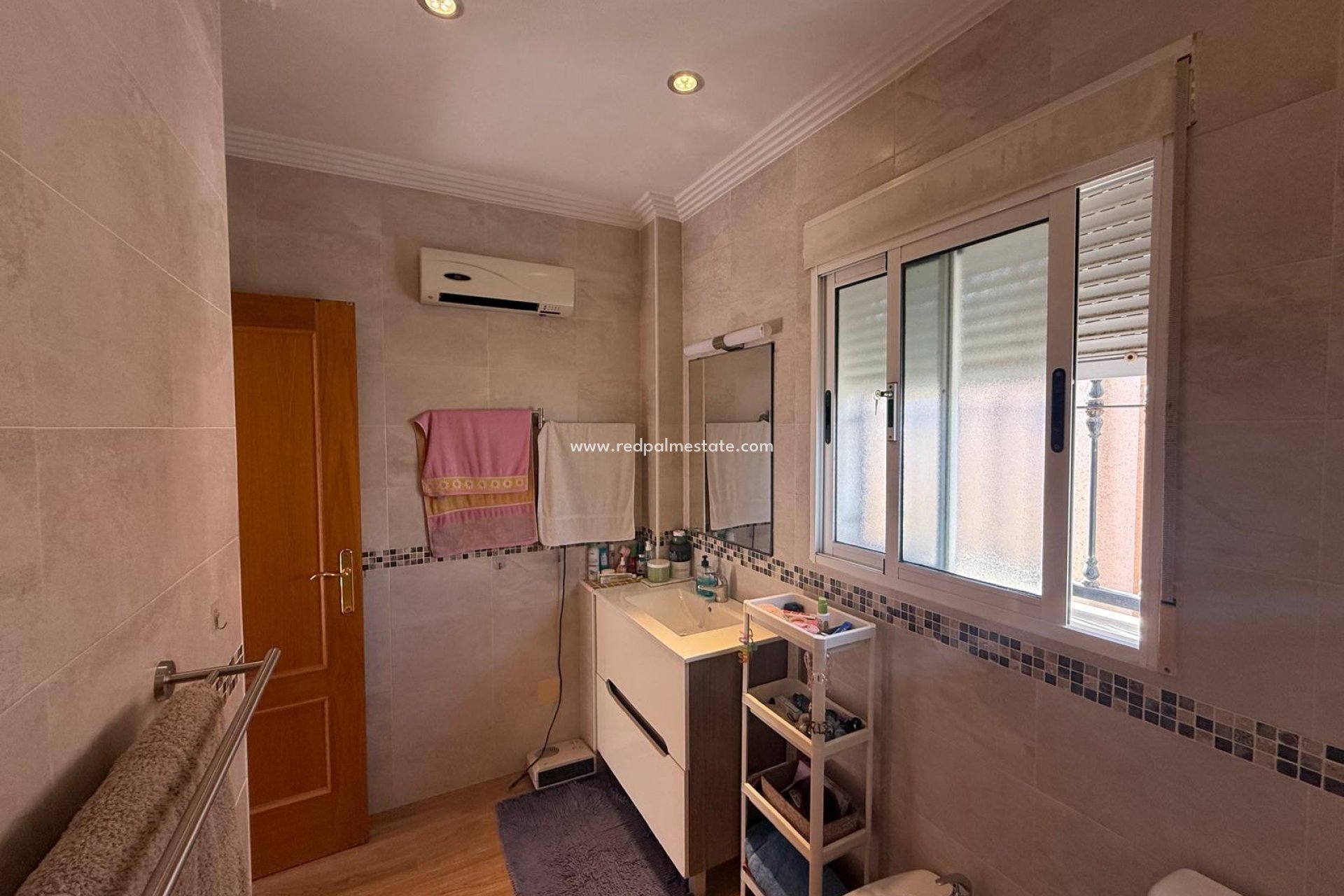 Reventa - Villa -
Orihuela Costa - La Florida