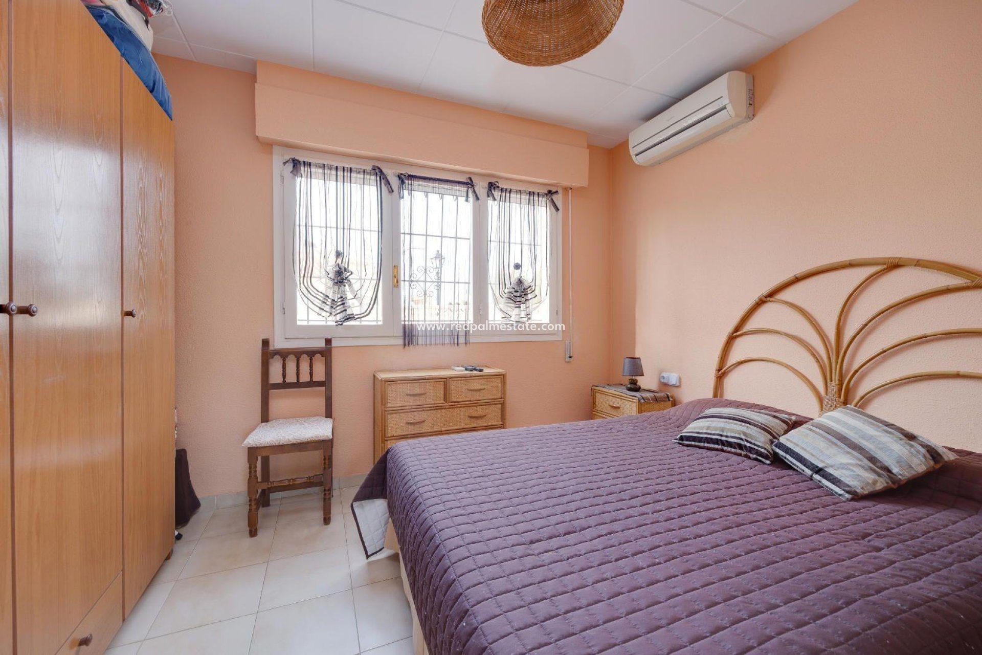 Reventa - Villa -
Orihuela Costa - La Florida