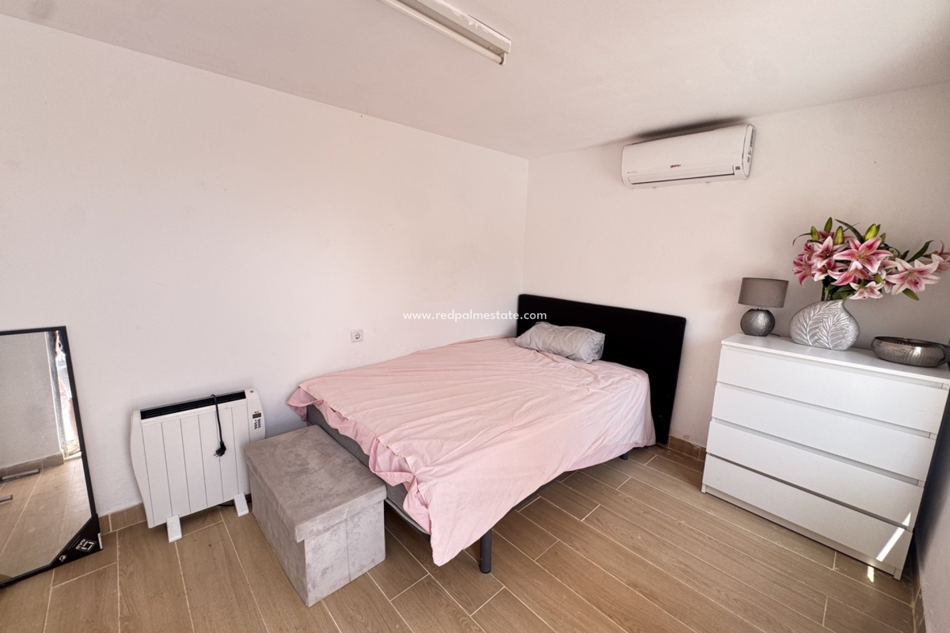 Reventa - Villa -
Orihuela Costa - La Florida