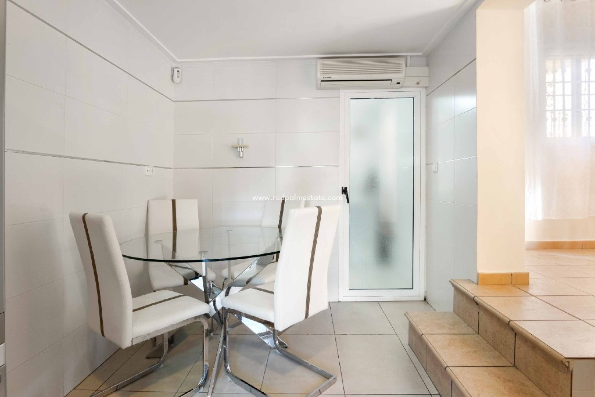 Reventa - Villa -
Orihuela Costa - La Florida