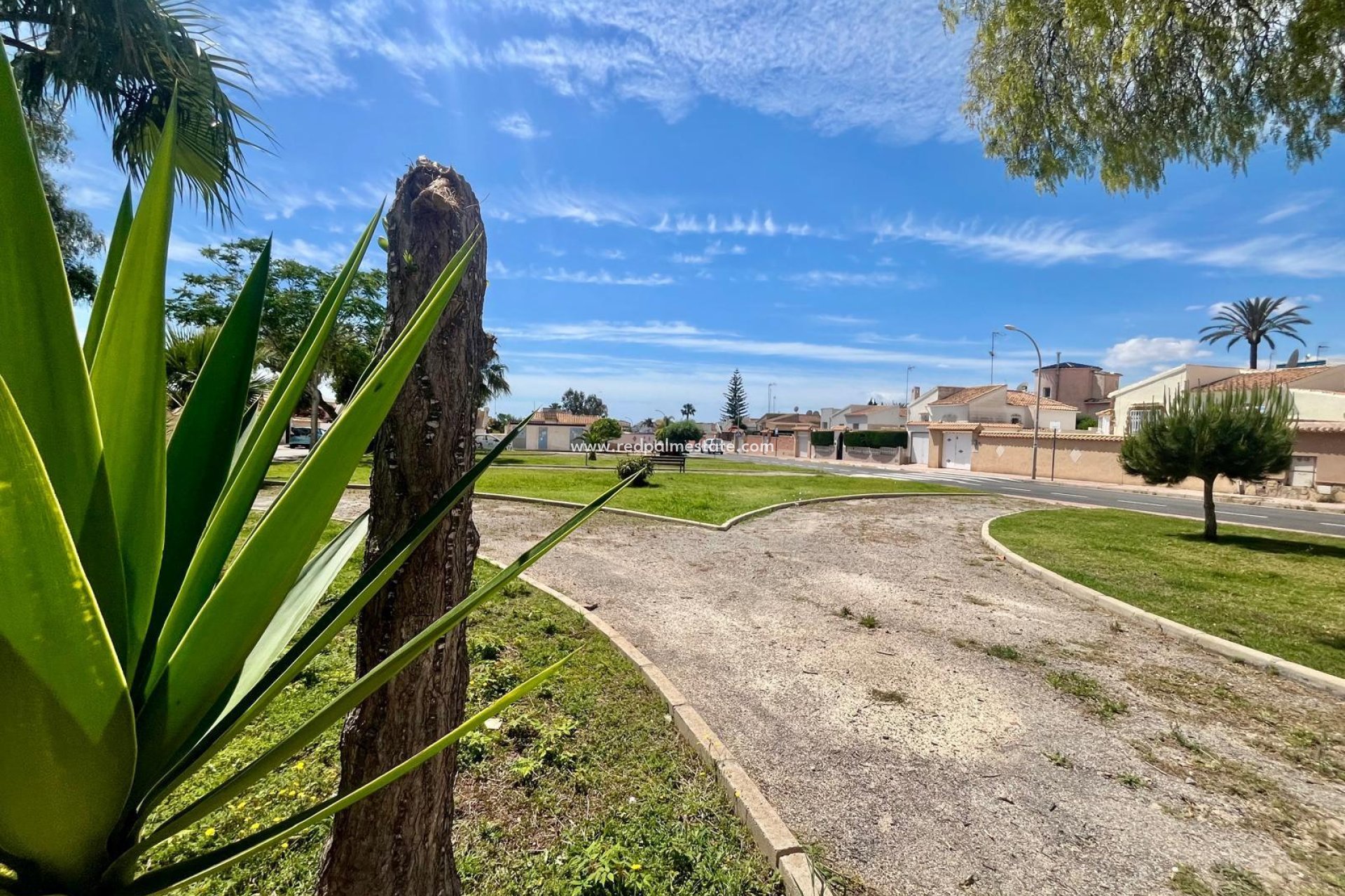 Reventa - Villa -
Orihuela Costa - La Florida