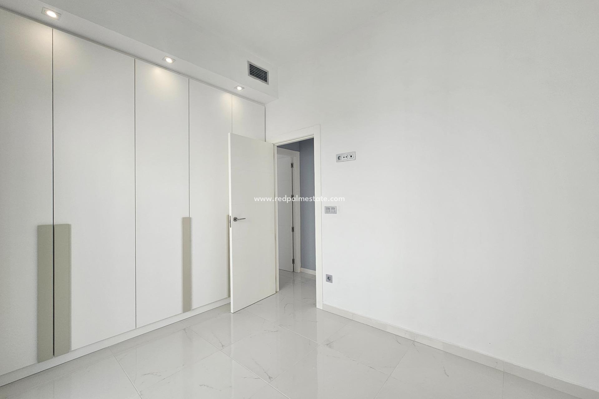 Reventa - Villa -
Orihuela Costa - La Matanza