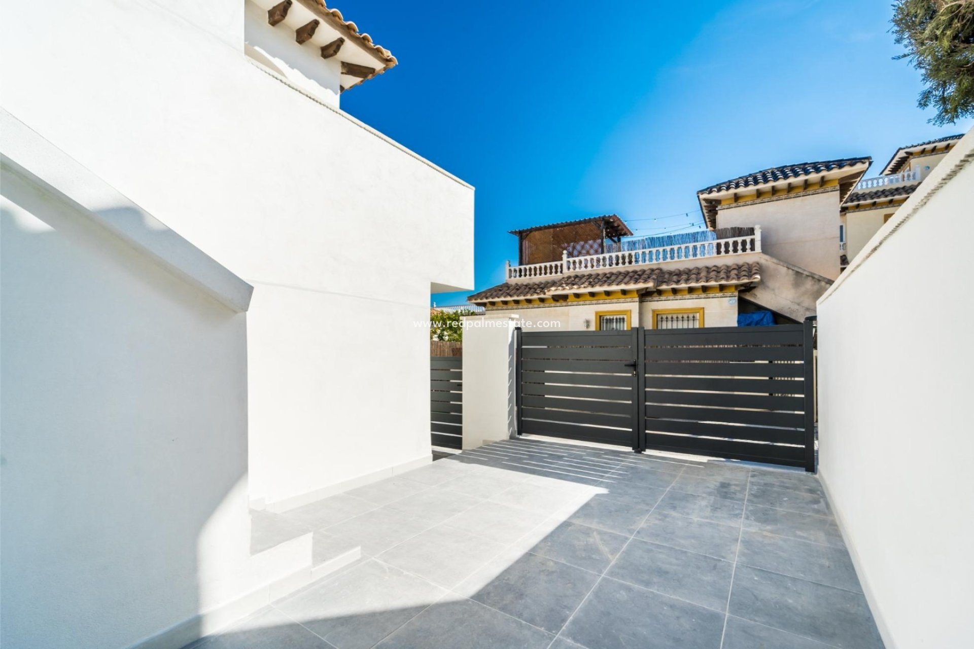 Reventa - Villa -
Orihuela Costa - La Zenia