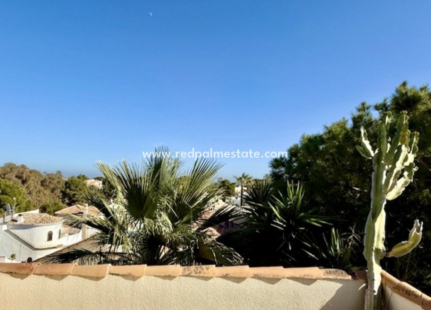 Reventa - Villa -
Orihuela Costa - La Zenia