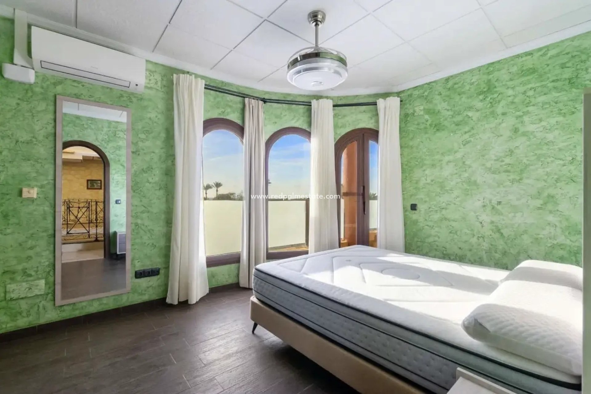 Reventa - Villa -
Orihuela Costa - La Zenia