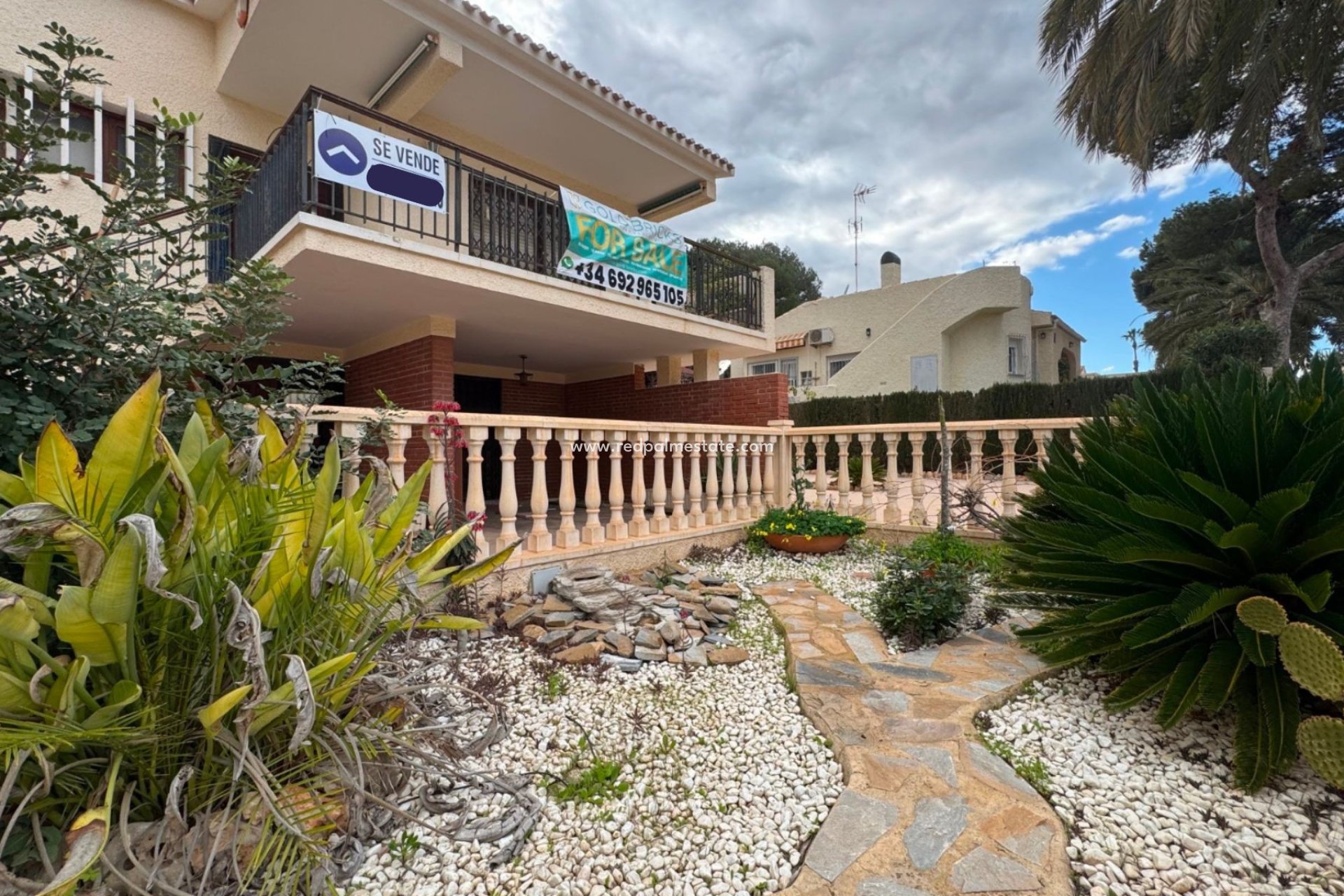 Reventa - Villa -
Orihuela Costa - La Zenia
