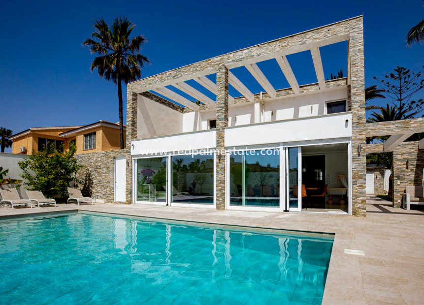 Reventa - Villa -
Orihuela Costa - La Zenia