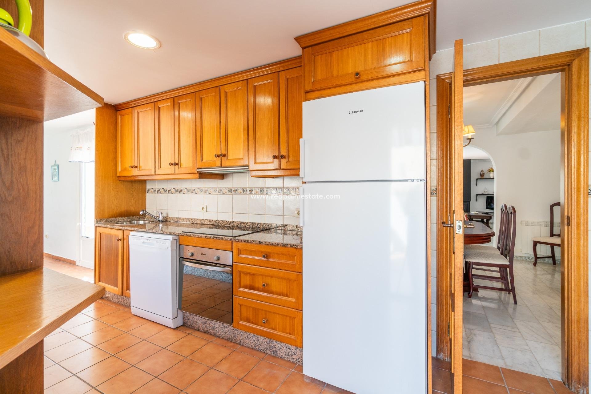 Reventa - Villa -
Orihuela Costa - La Zenia