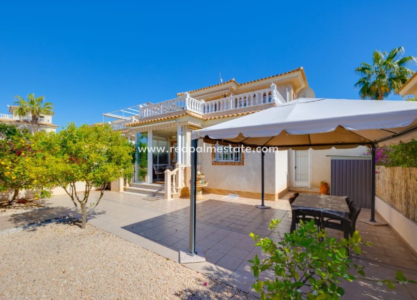 Reventa - Villa -
Orihuela Costa - La Zenia