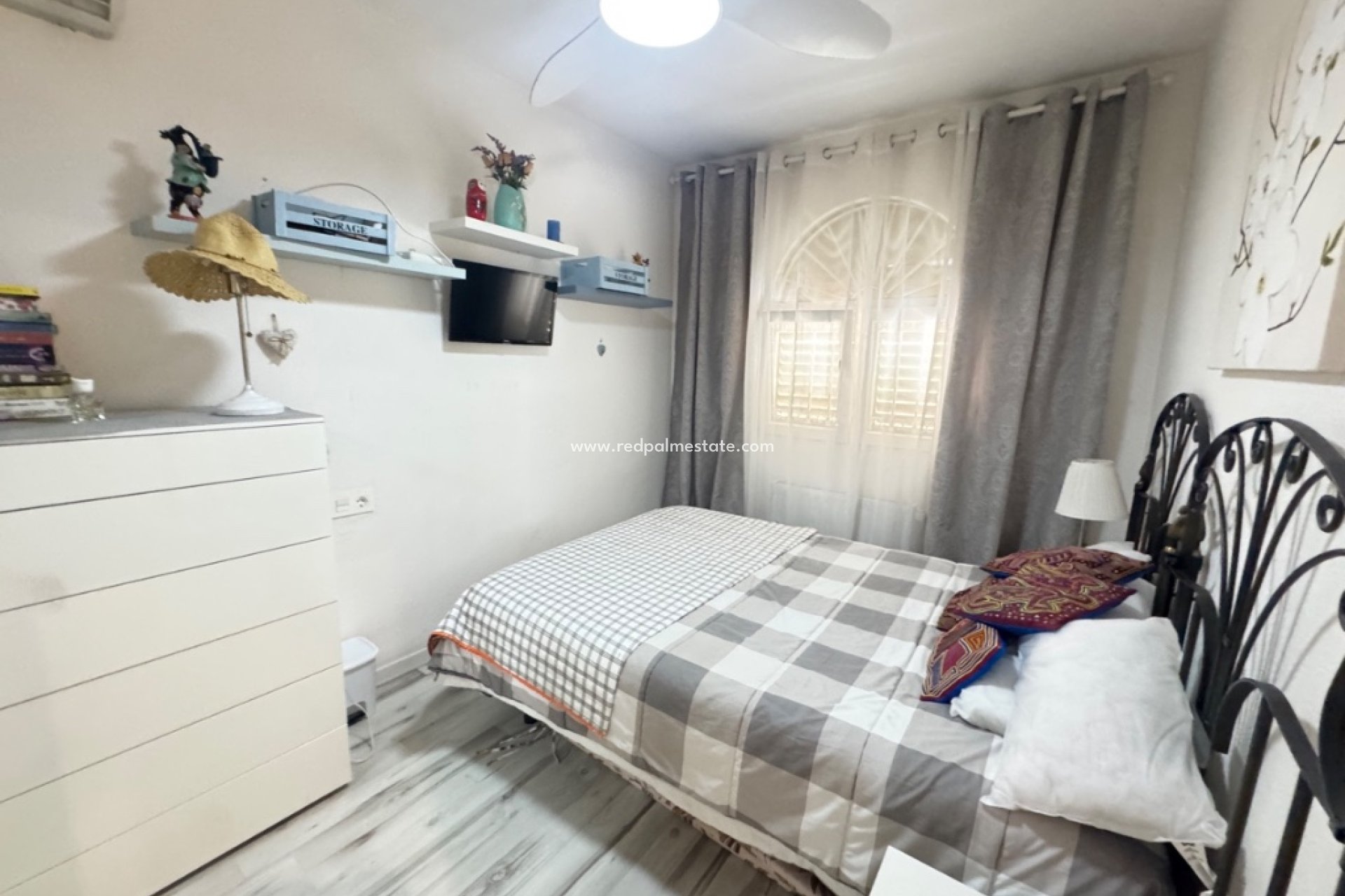 Reventa - Villa -
Orihuela Costa - La Zenia