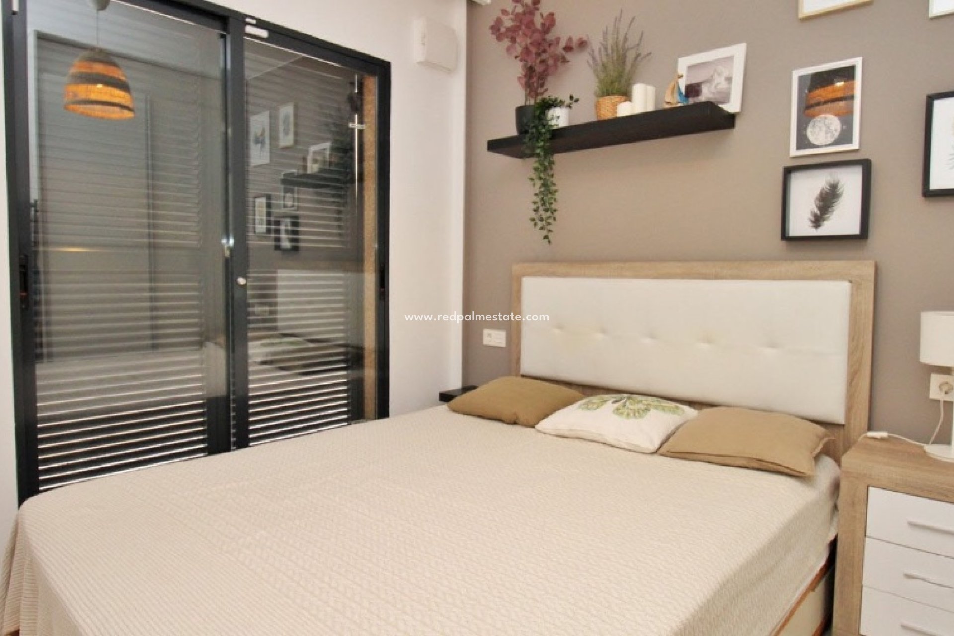 Reventa - Villa -
Orihuela Costa - La Zenia