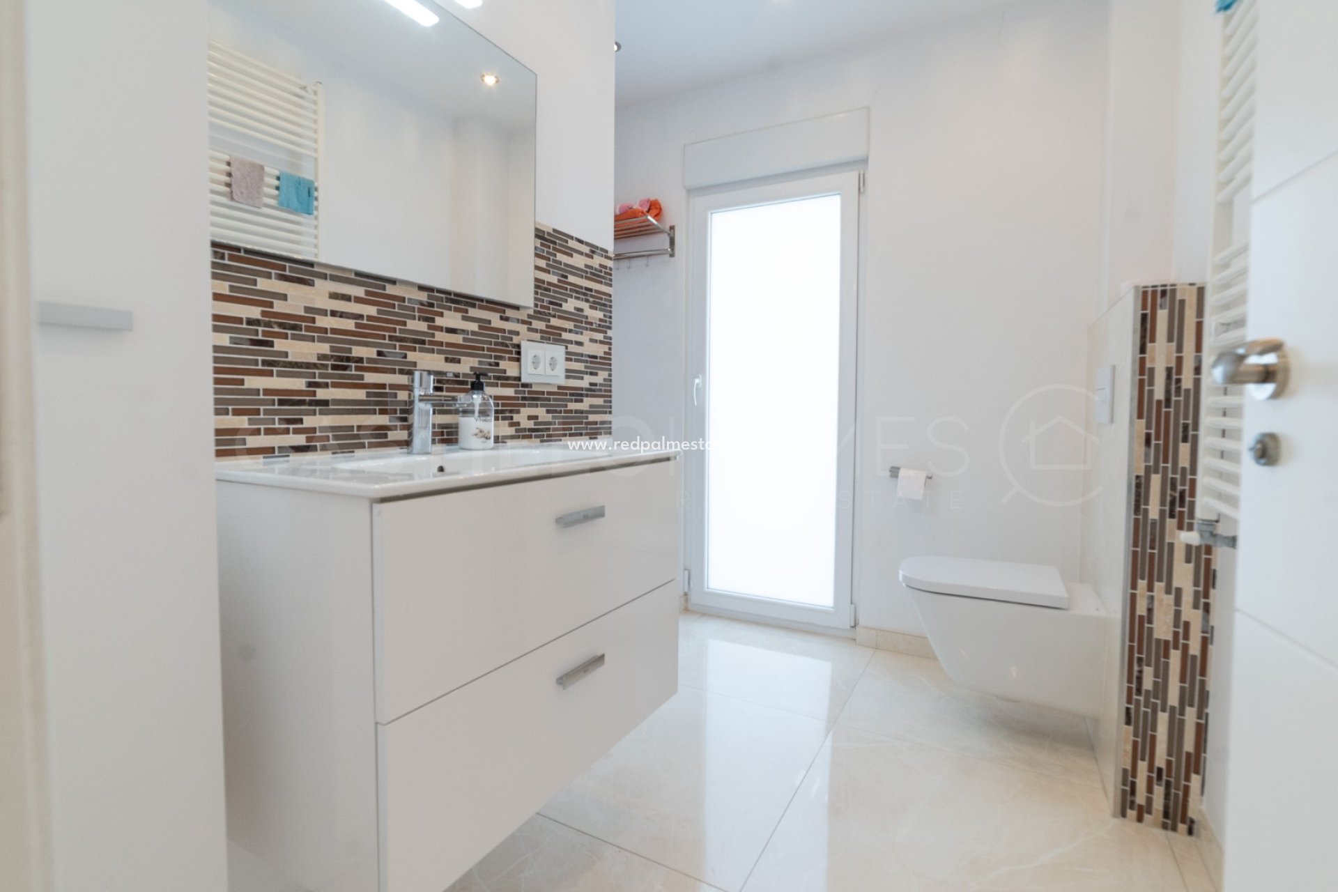 Reventa - Villa -
Orihuela Costa - La Zenia