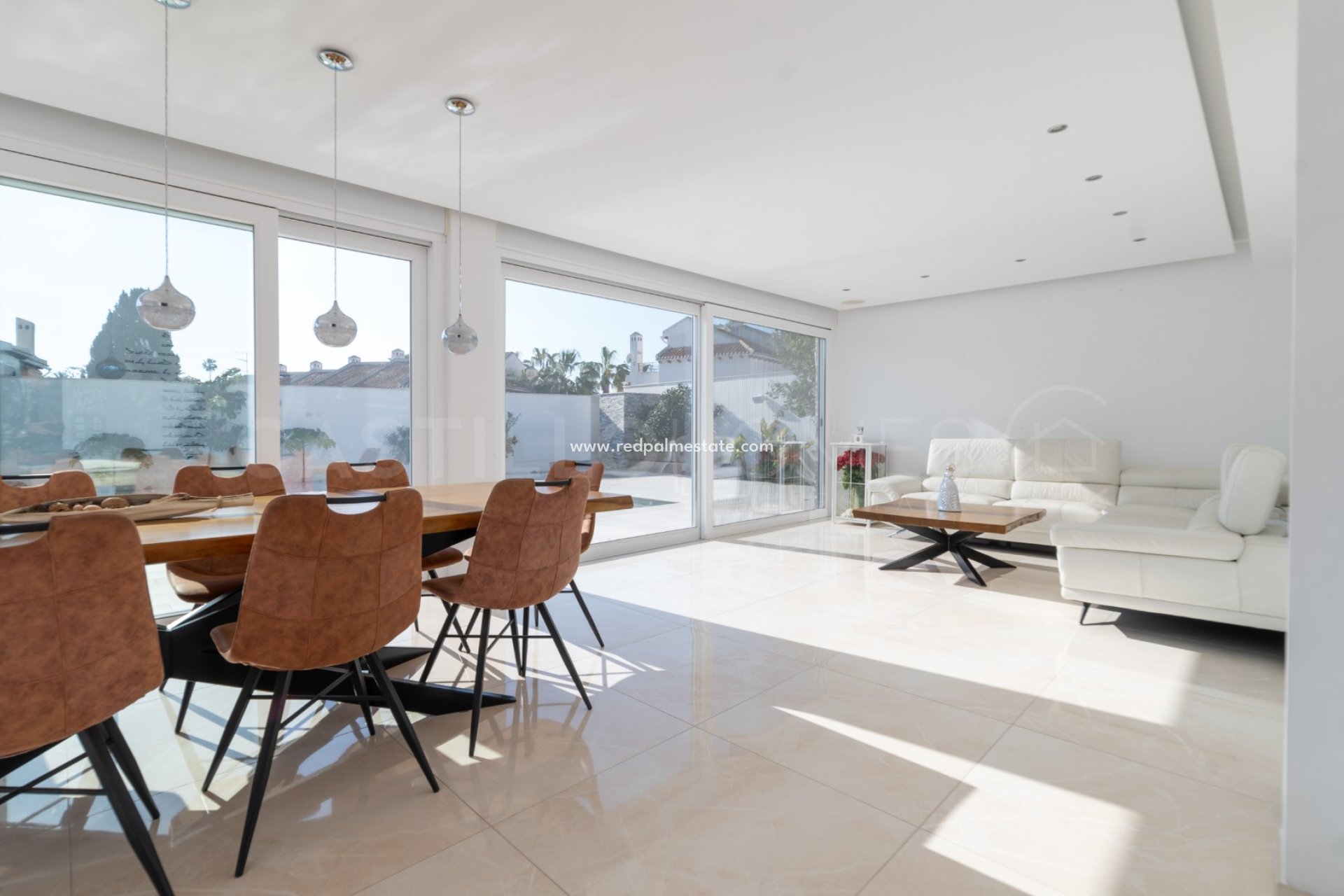 Reventa - Villa -
Orihuela Costa - La Zenia