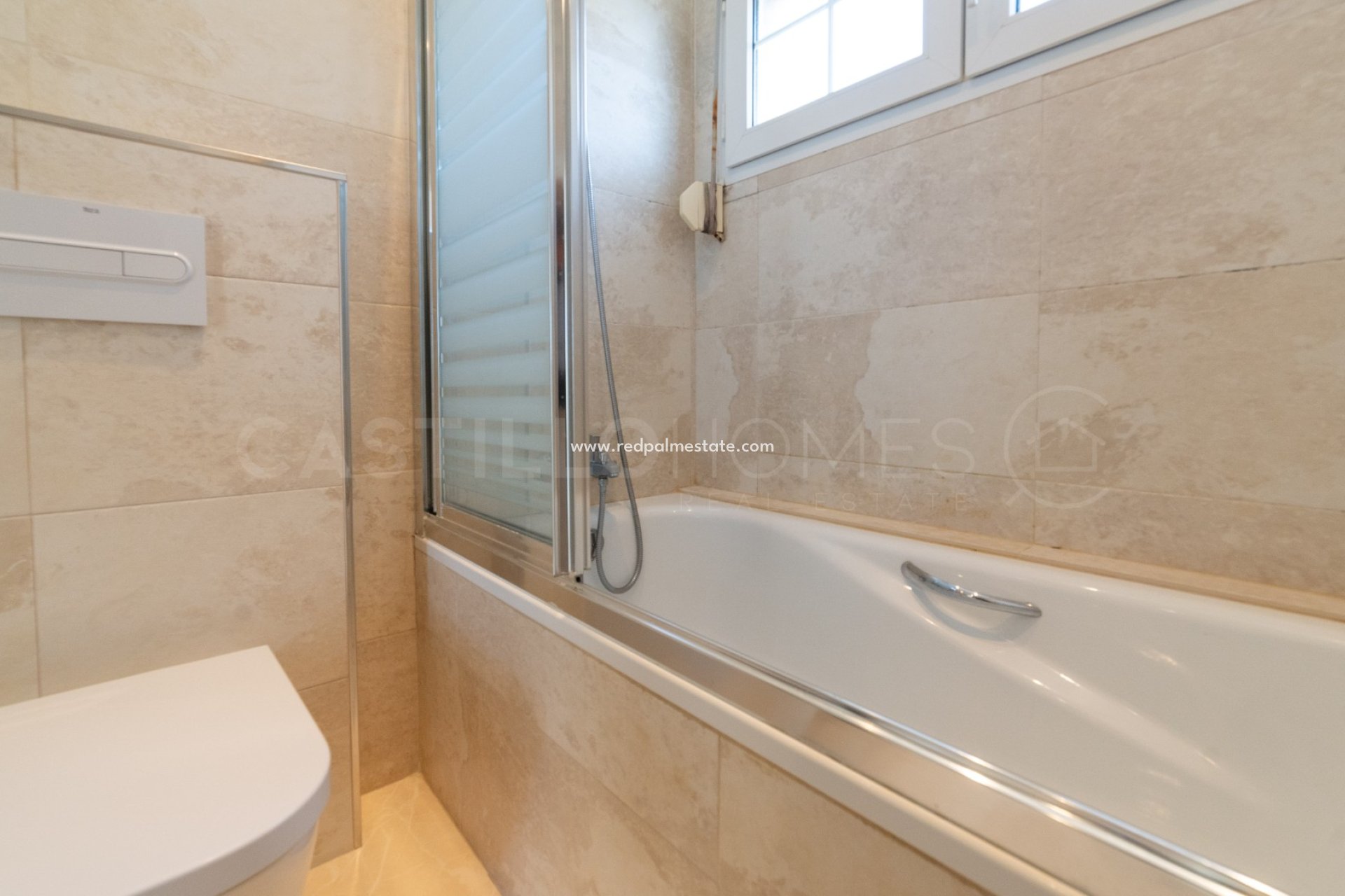 Reventa - Villa -
Orihuela Costa - La Zenia