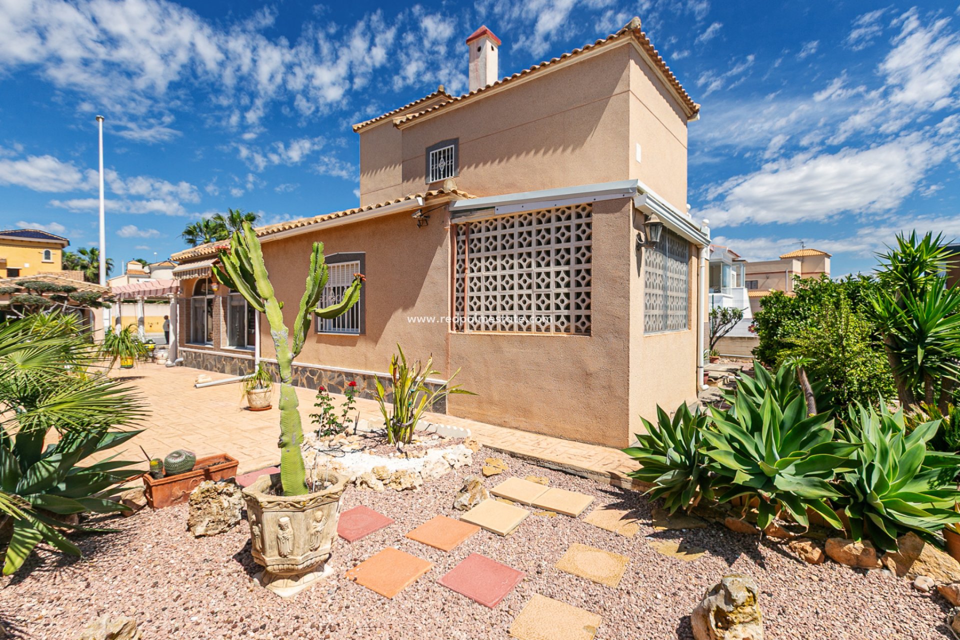 Reventa - Villa -
Orihuela Costa - La Zenia
