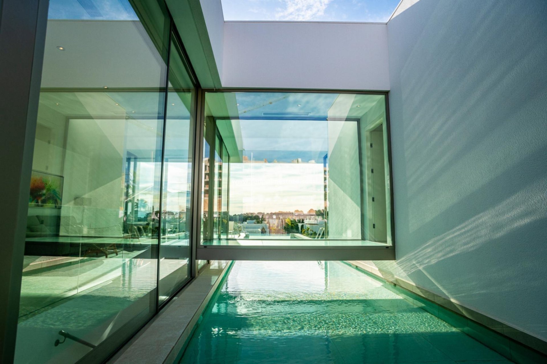 Reventa - Villa -
Orihuela Costa - Las Colinas Golf