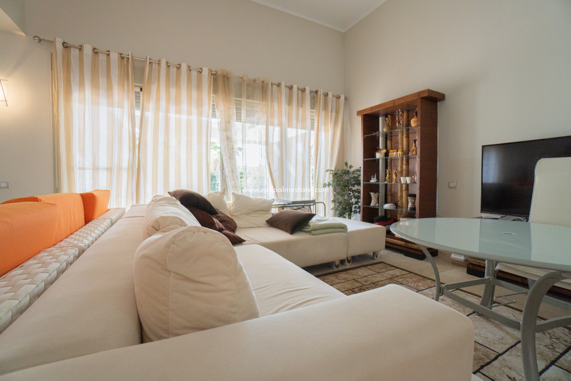 Reventa - Villa -
Orihuela Costa - Las Colinas Golf