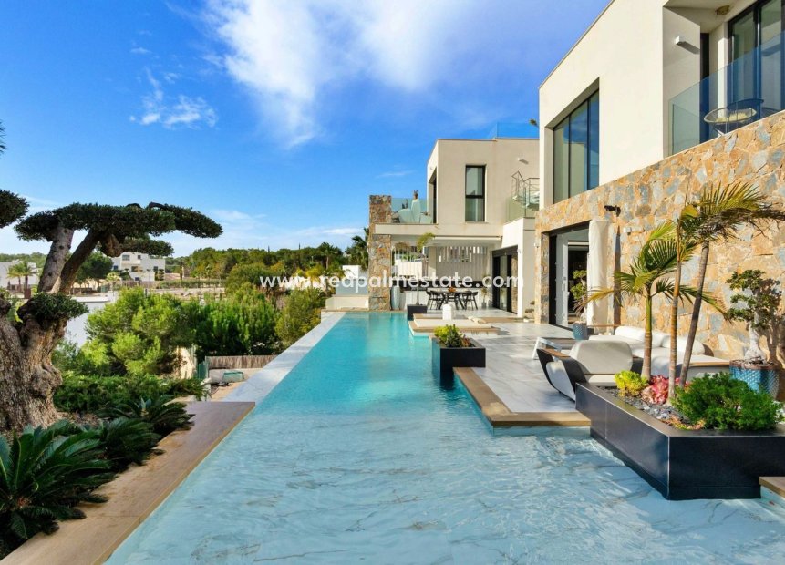 Reventa - Villa -
Orihuela Costa - Las Colinas Golf