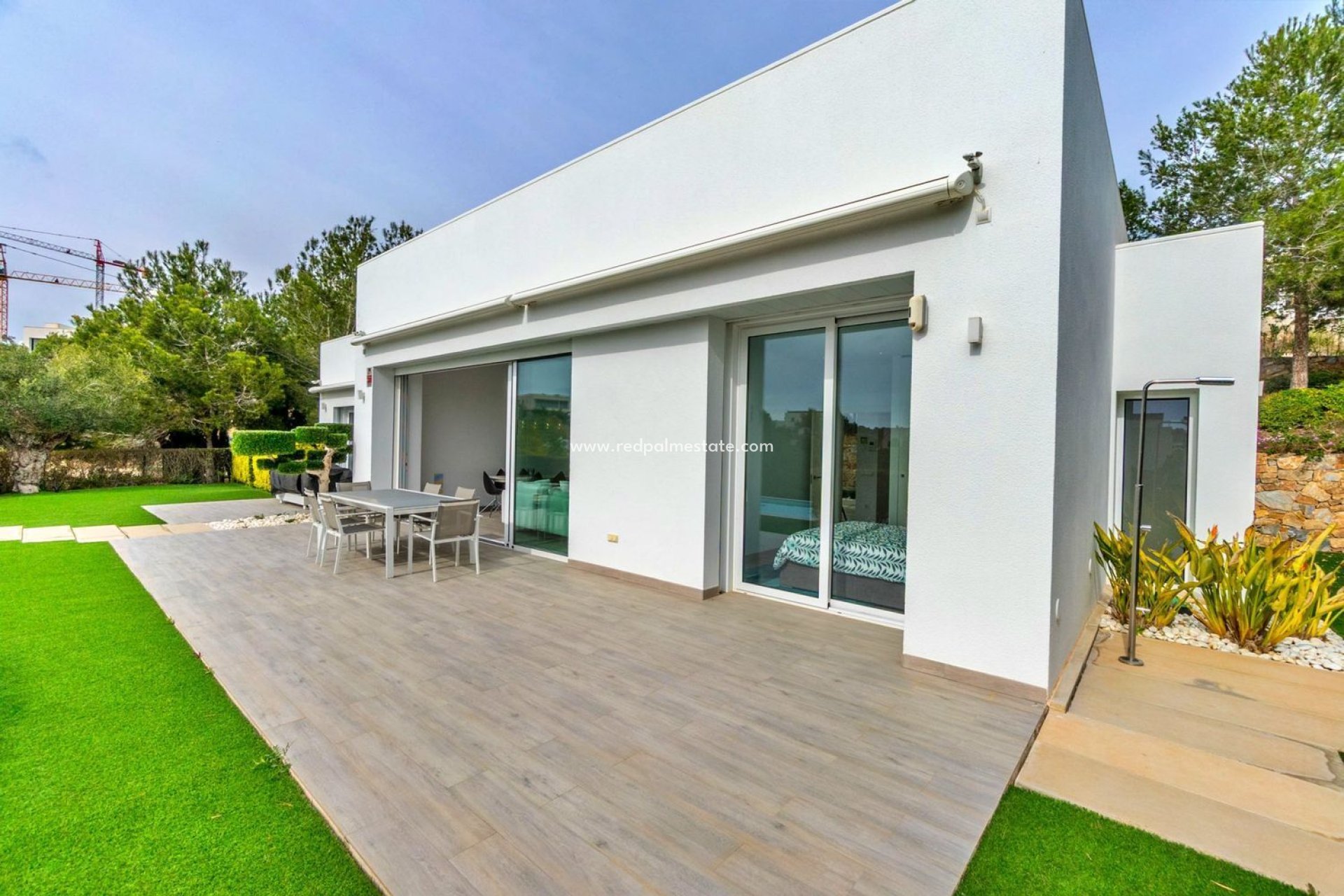 Reventa - Villa -
Orihuela Costa - Las Colinas Golf