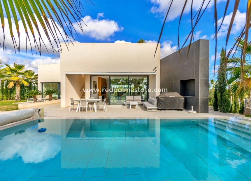 Reventa - Villa -
Orihuela Costa - Las Colinas Golf