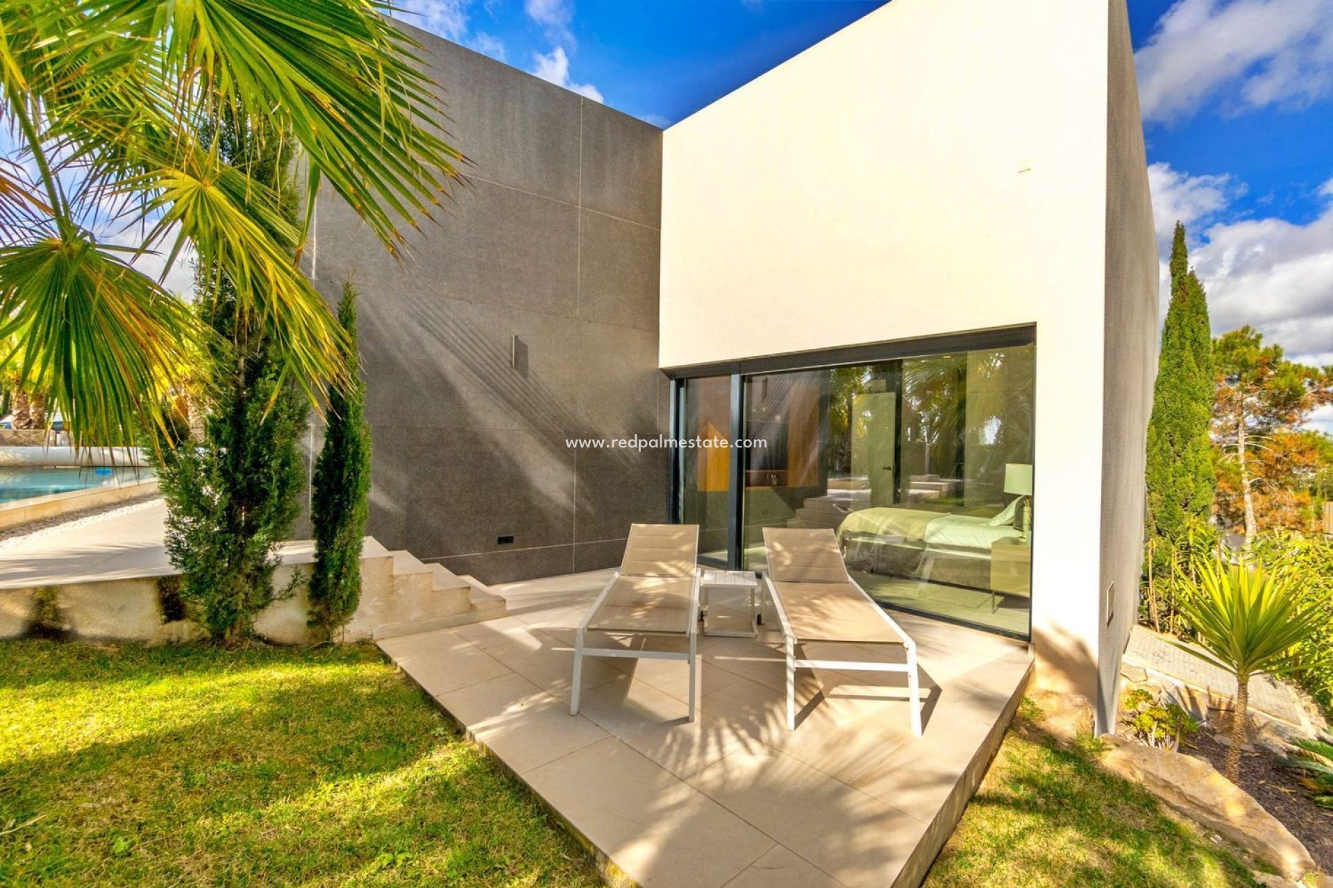 Reventa - Villa -
Orihuela Costa - Las Colinas Golf