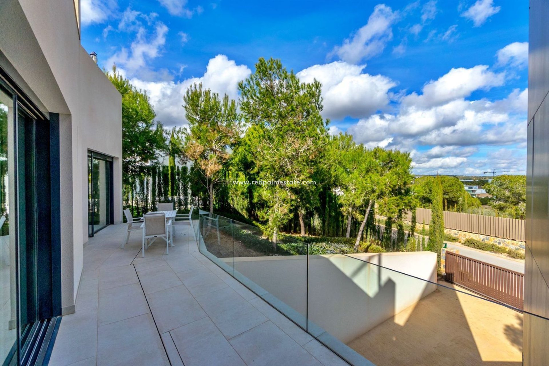 Reventa - Villa -
Orihuela Costa - Las Colinas Golf