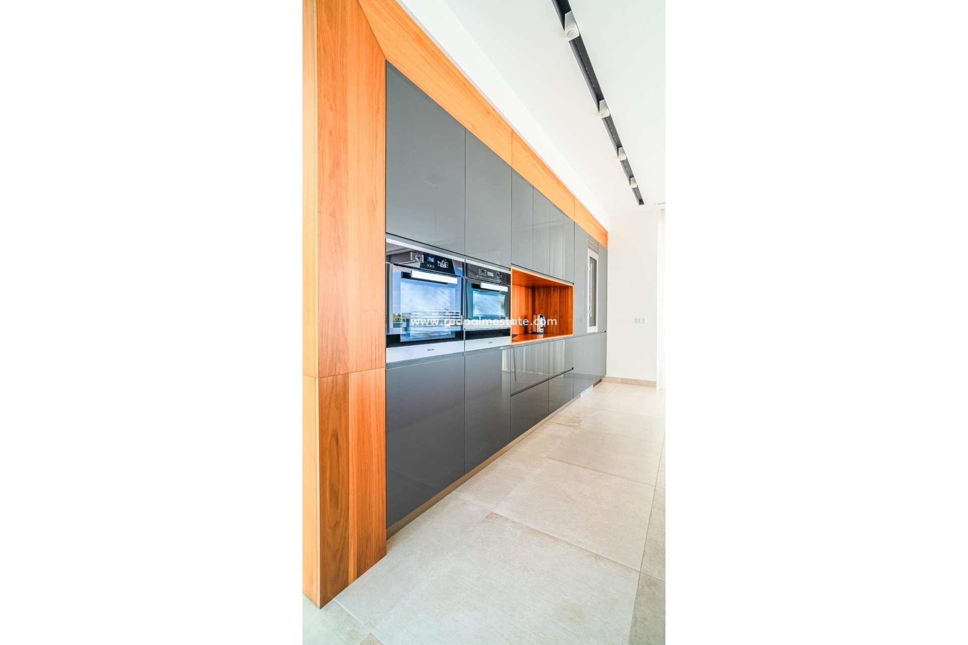 Reventa - Villa -
Orihuela Costa - Las Colinas Golf