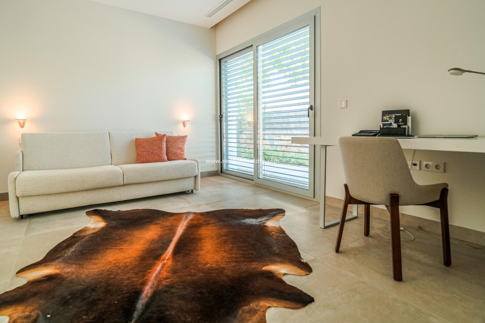 Reventa - Villa -
Orihuela Costa - Las Colinas Golf