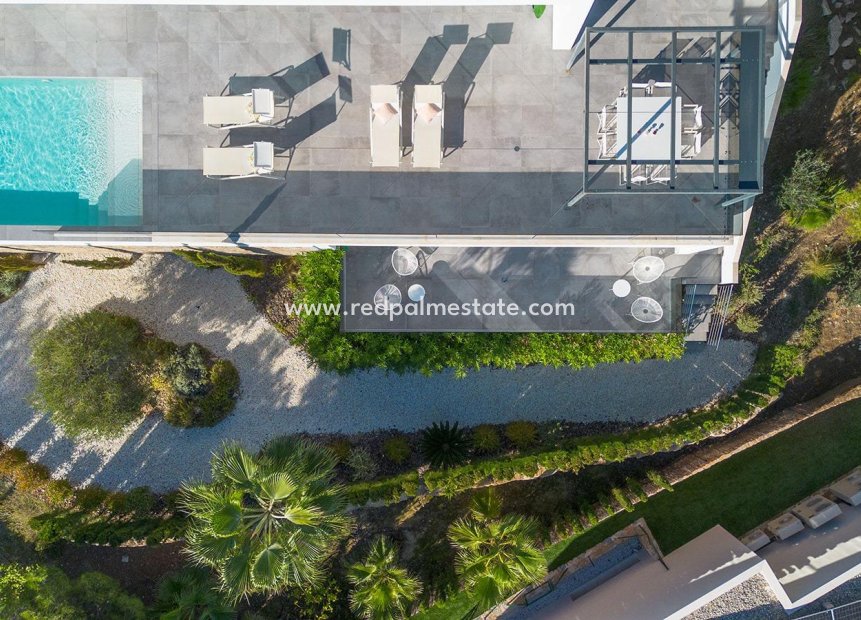 Reventa - Villa -
Orihuela Costa - Las Colinas Golf