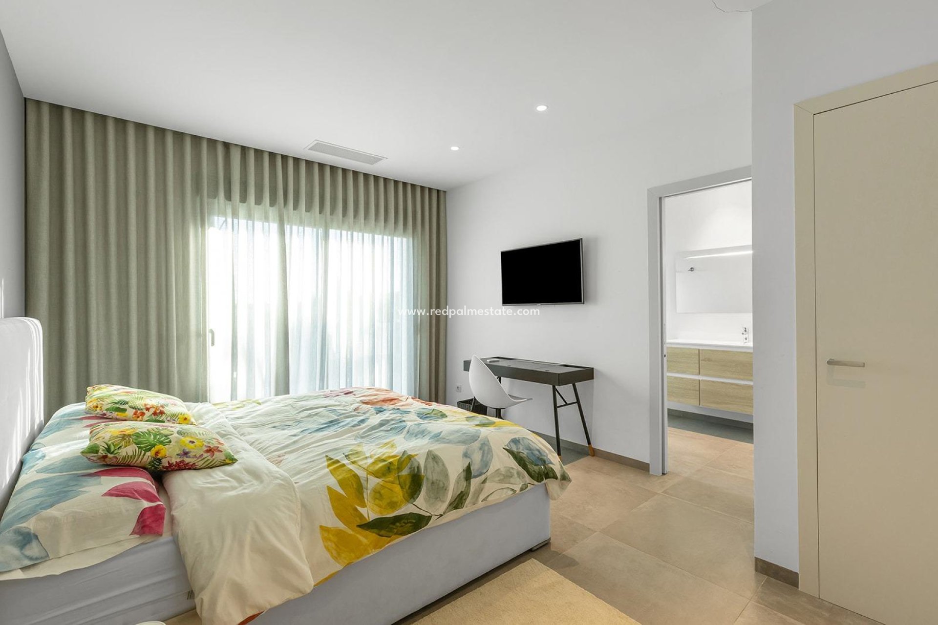 Reventa - Villa -
Orihuela Costa - Las Colinas Golf