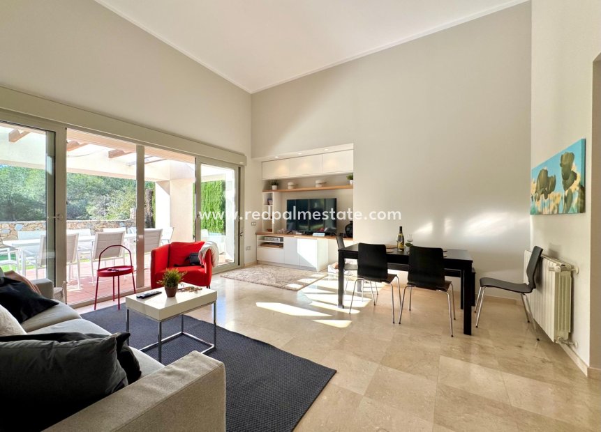 Reventa - Villa -
Orihuela Costa - Las Colinas Golf