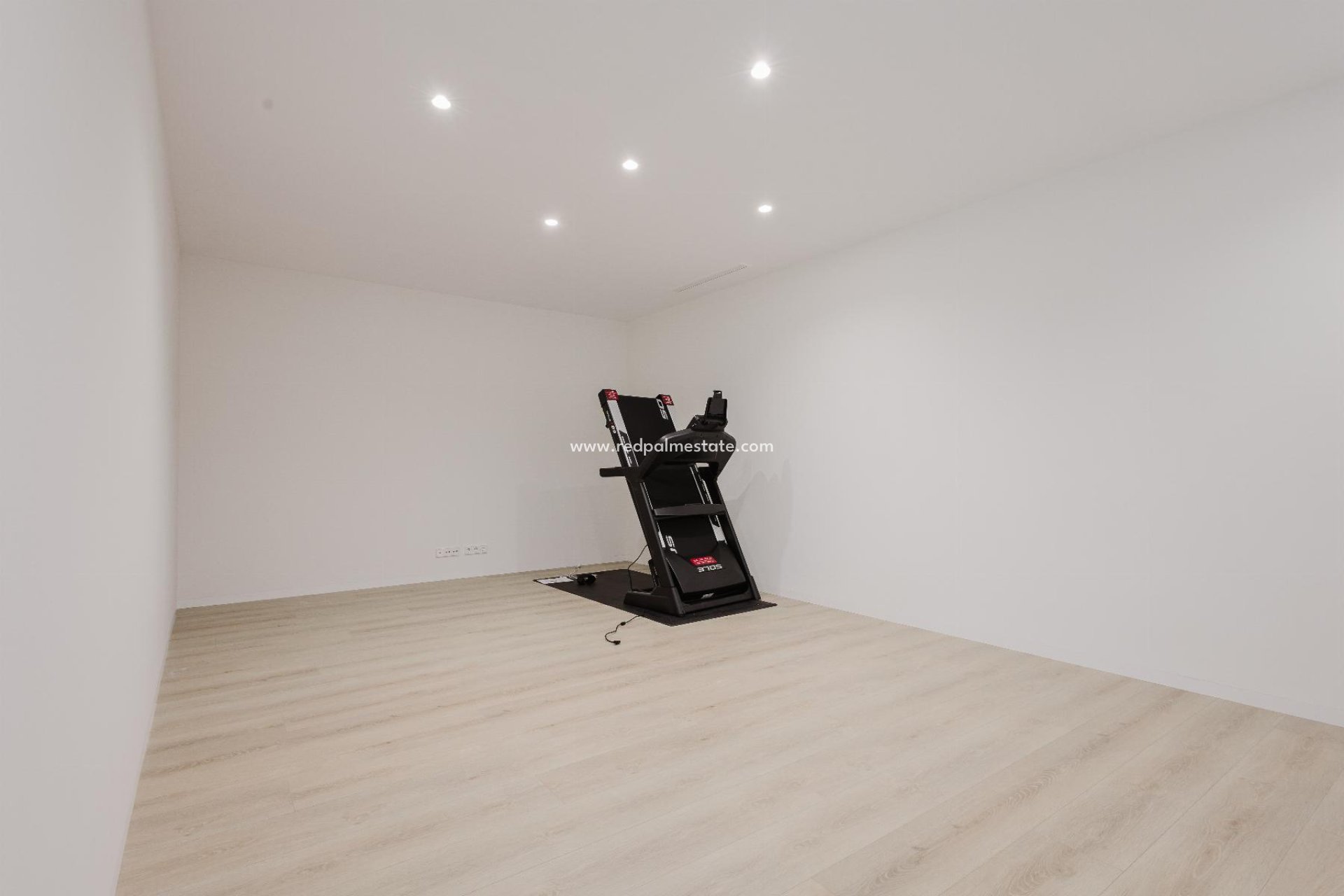 Reventa - Villa -
Orihuela Costa - Las Colinas Golf