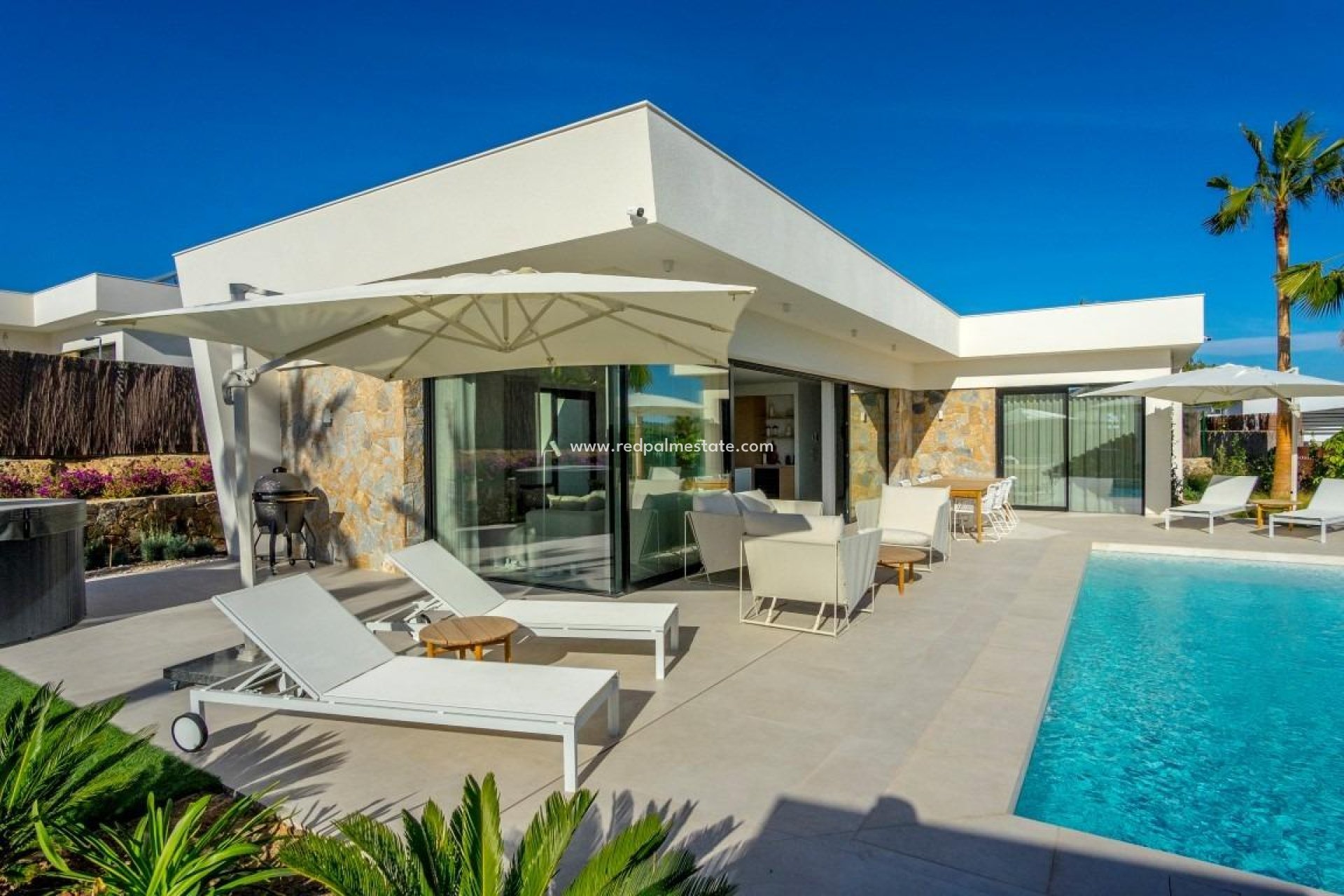 Reventa - Villa -
Orihuela Costa - Las Colinas Golf