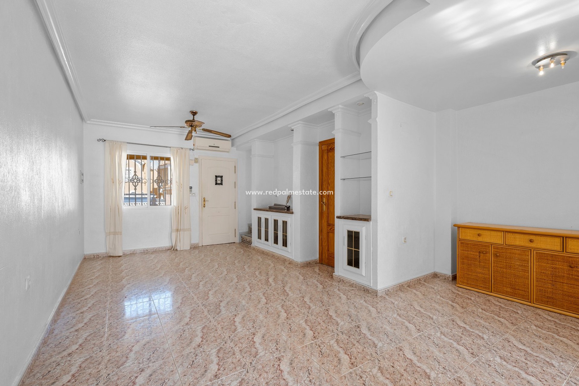 Reventa - Villa -
Orihuela Costa - Las Filipinas