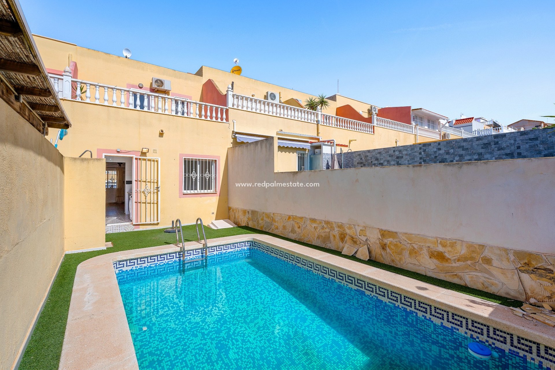 Reventa - Villa -
Orihuela Costa - Las Filipinas