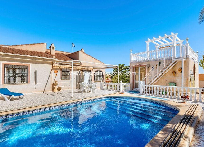 Reventa - Villa -
Orihuela Costa - Las Filipinas