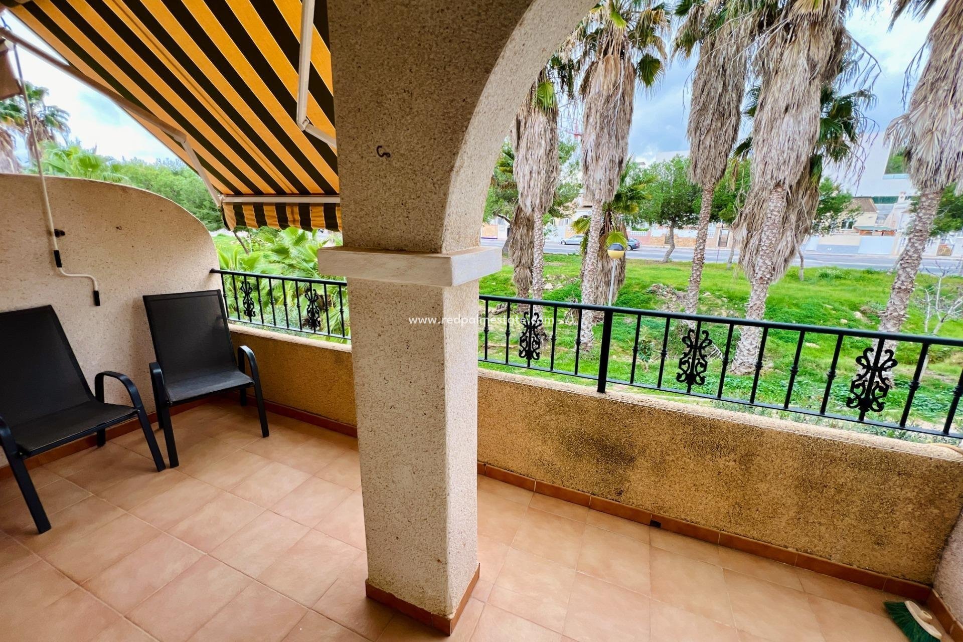 Reventa - Villa -
Orihuela Costa - Las Filipinas