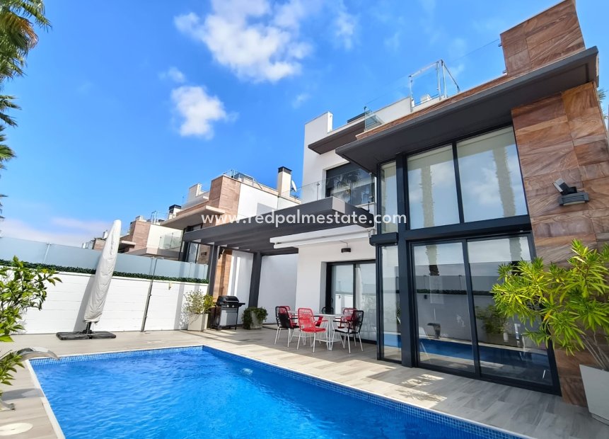Reventa - Villa -
Orihuela Costa - Lomas de Cabo Roig
