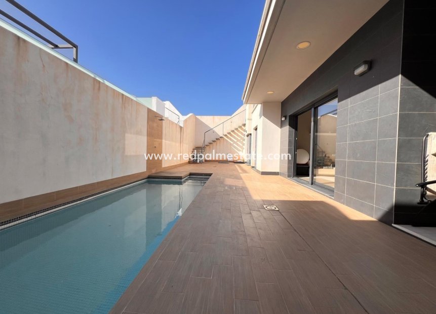 Reventa - Villa -
Orihuela Costa - Lomas de Cabo Roig