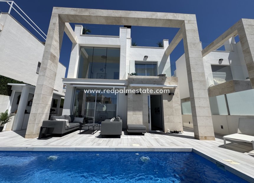 Reventa - Villa -
Orihuela Costa - Lomas de Cabo Roig