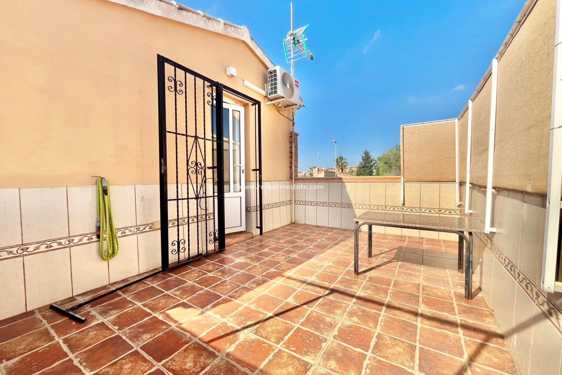 Reventa - Villa -
Orihuela Costa - Los Almendros-la Florida