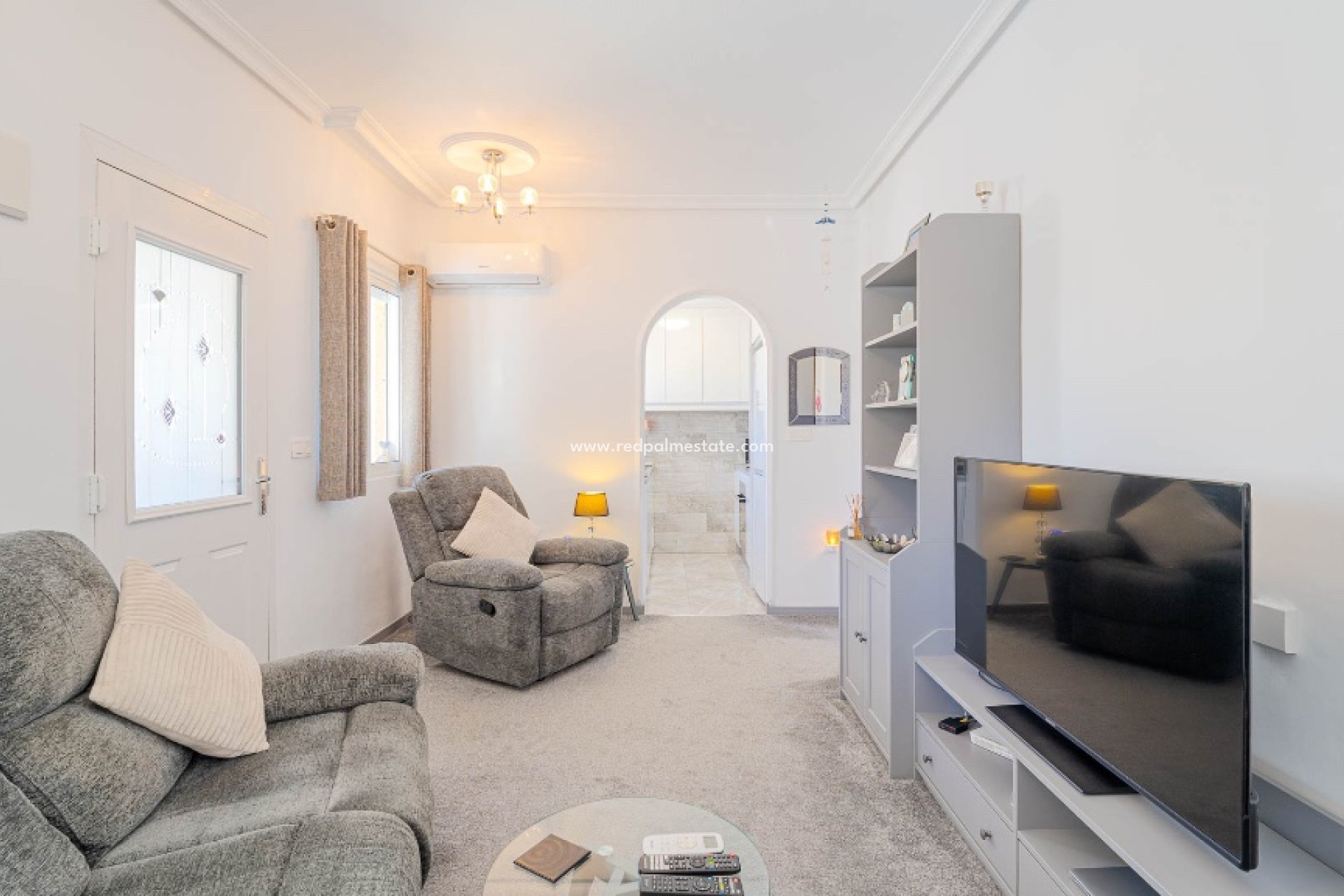 Reventa - Villa -
Orihuela Costa - Los Altos