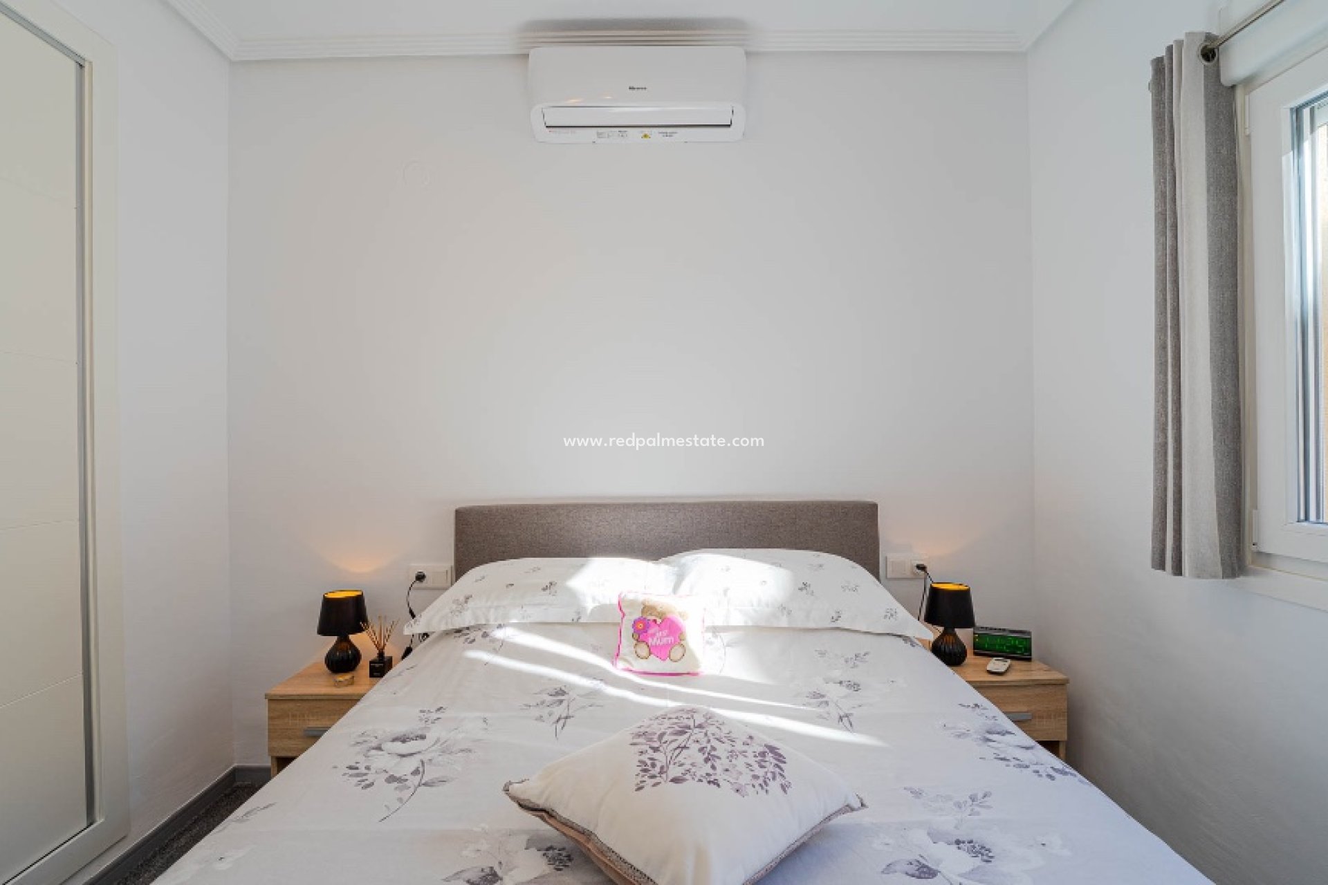 Reventa - Villa -
Orihuela Costa - Los Altos